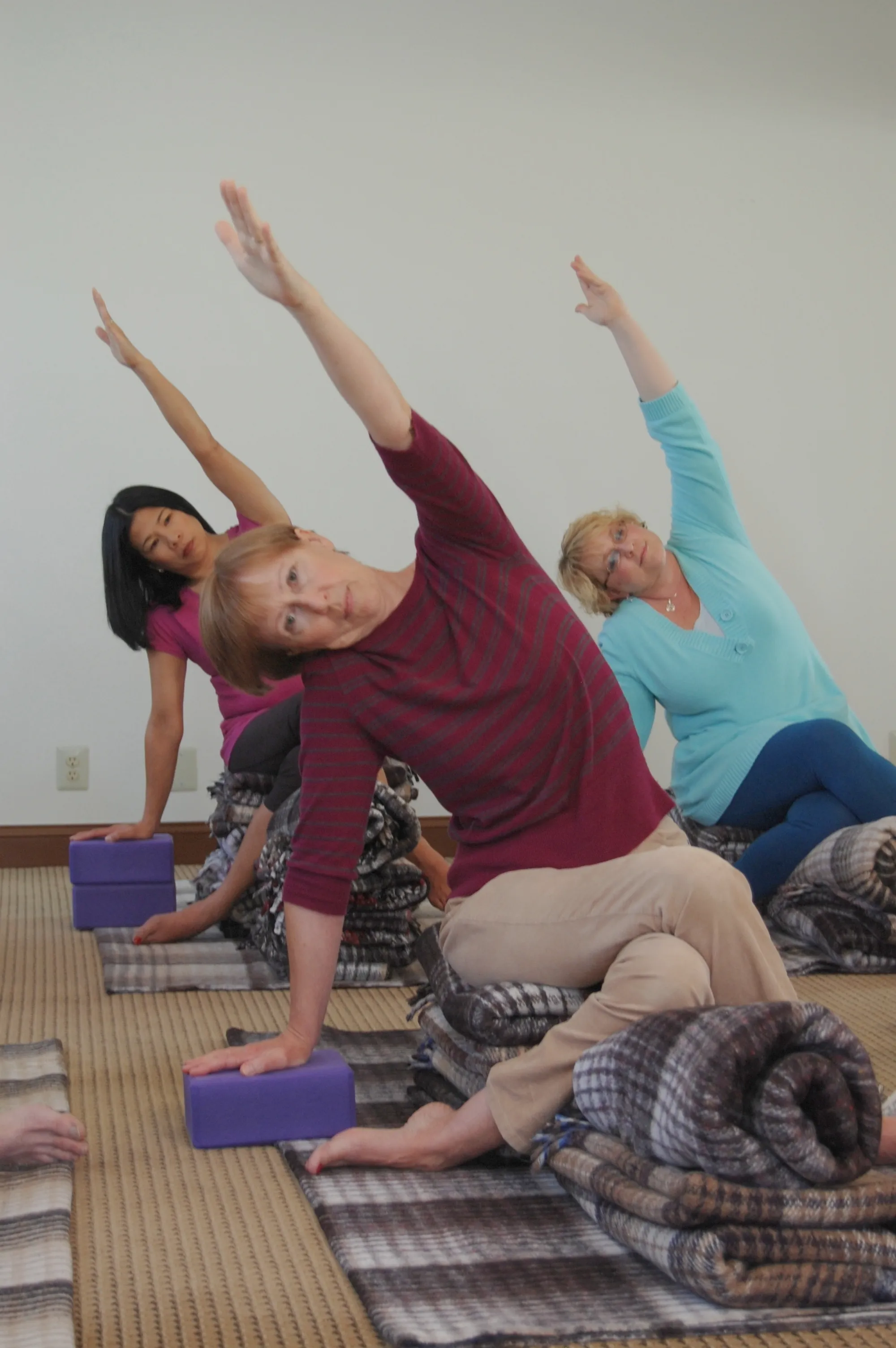 How do I prepare for my Yoga class - The Yoga Institute